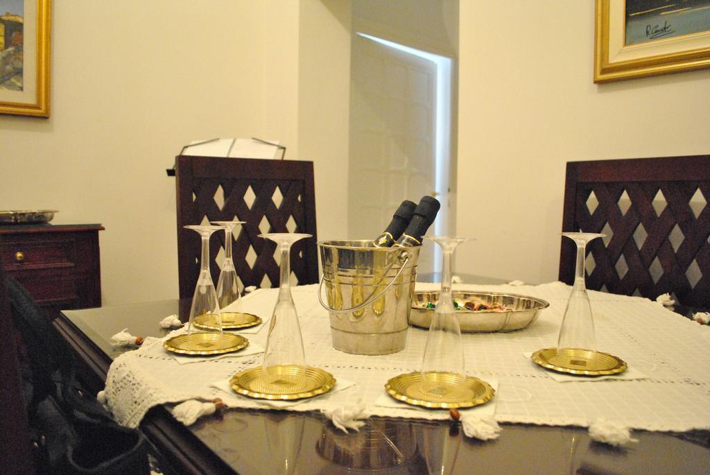 Simon'S Place Roma Esterno foto